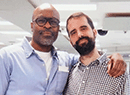 Keith LaMar con el autor del libro